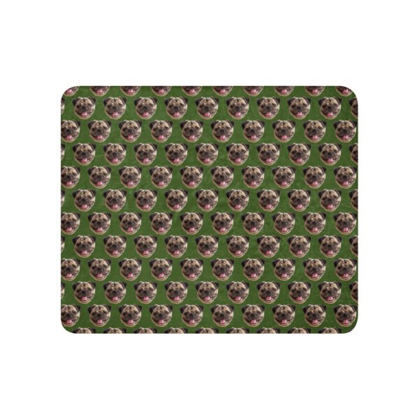 Pug Face Sherpa blanket- green - Image 3